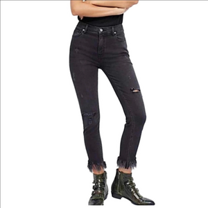 Free People Great Heights Frayed Skinny Black Ankle Jeans Size 27